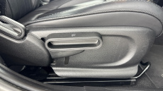 MINI Hatchback 1.5 Cooper Exclusive Premium 5dr Auto Petrol Hatchback